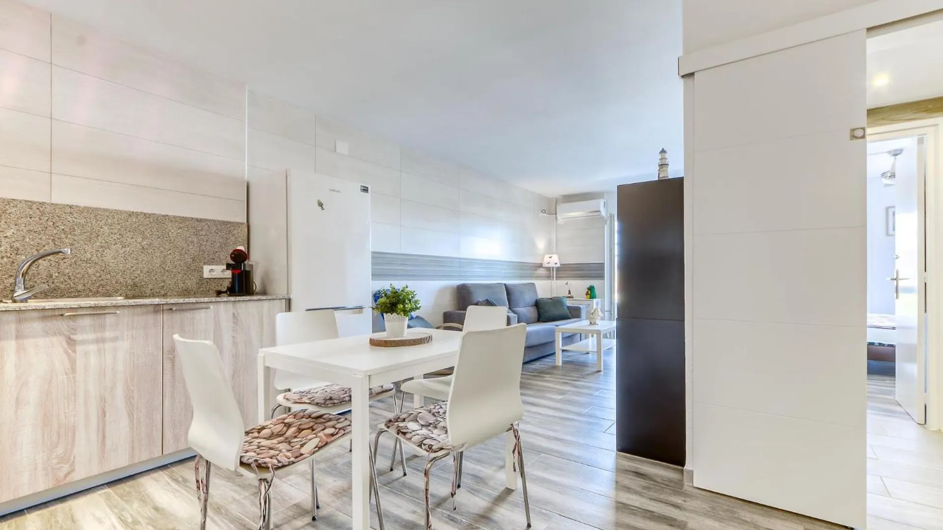 Apartment Onada I By Interhome Ampuriabrava